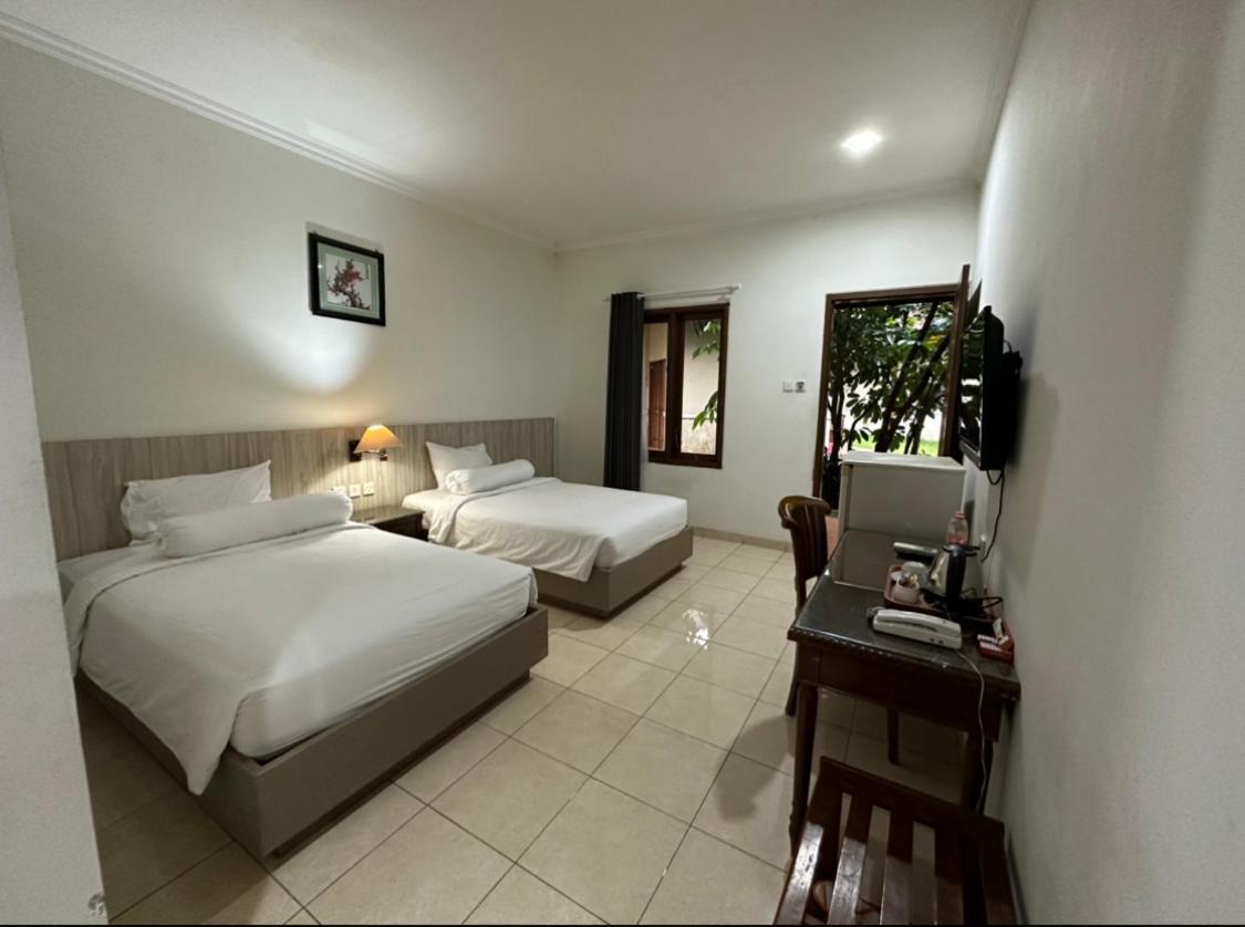 Front One Resort Indraloka Temanggung Exterior photo